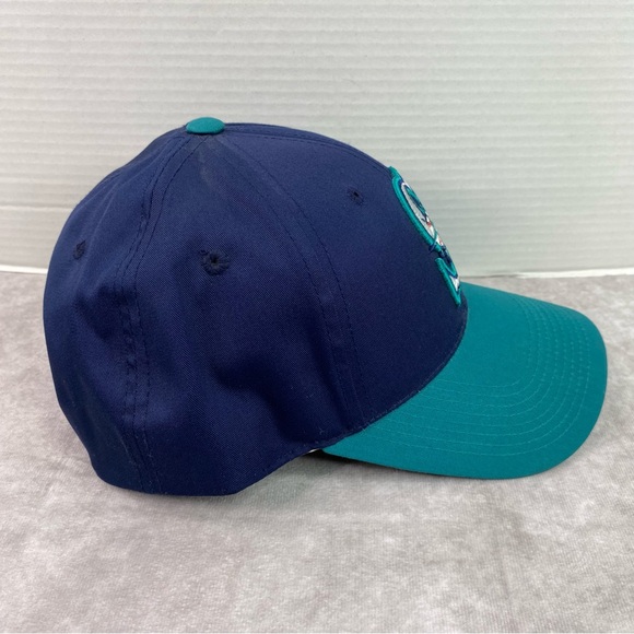 Vintage Seattle Mariners Hat Adult Navy Snapback MLB Baseball Outdoor Cap OFSM - Picture 2 of 12